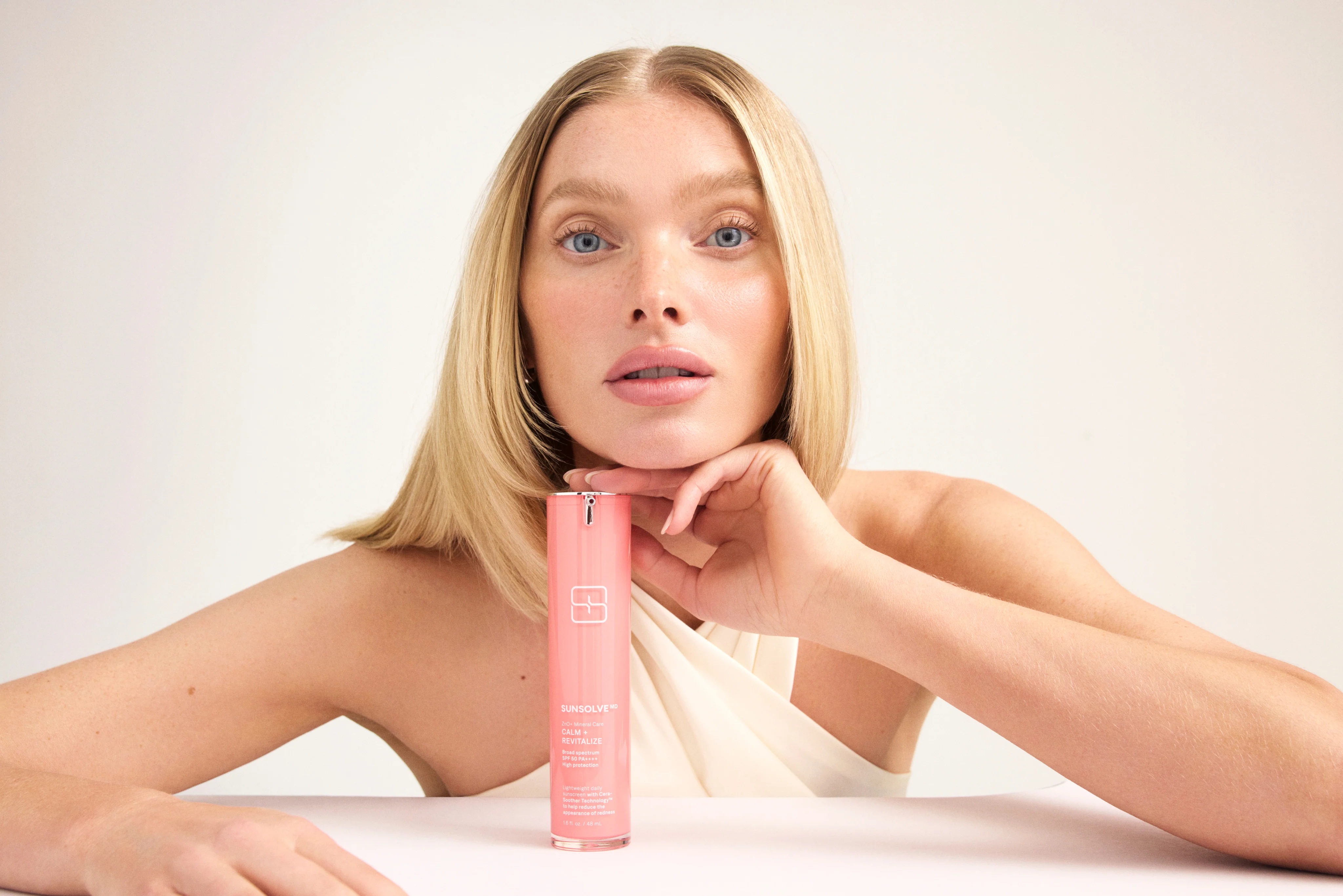 ZnO+ Mineral Care Calm + Revitalize SPF 50 - Image 3